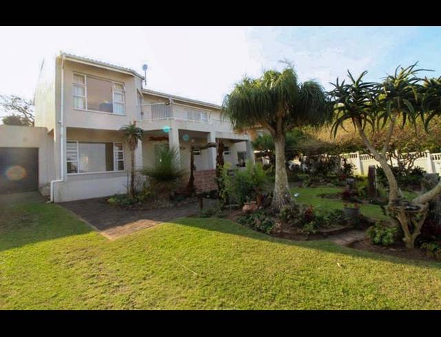 4 BEDROOM HOUSE FOR SALE IN CINTSA EAST